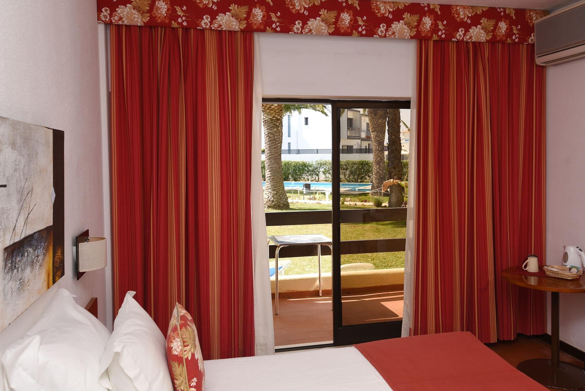 Praia Da Lota Resort - Beachfront Hotel มันตาโรตา ภายนอก รูปภาพ